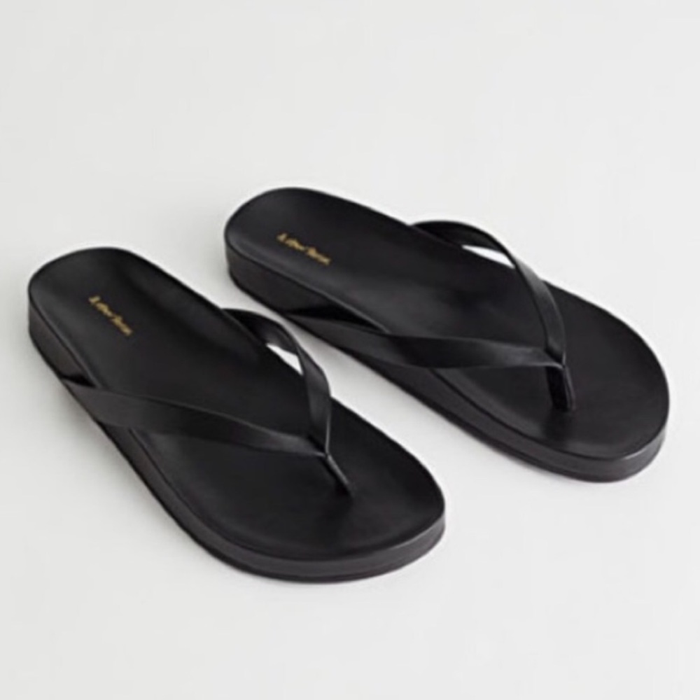 Genuine leather &Other stories Flip Flop Sandals